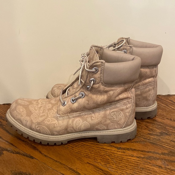Rare Paisley Timberland Boots - Picture 1 of 2